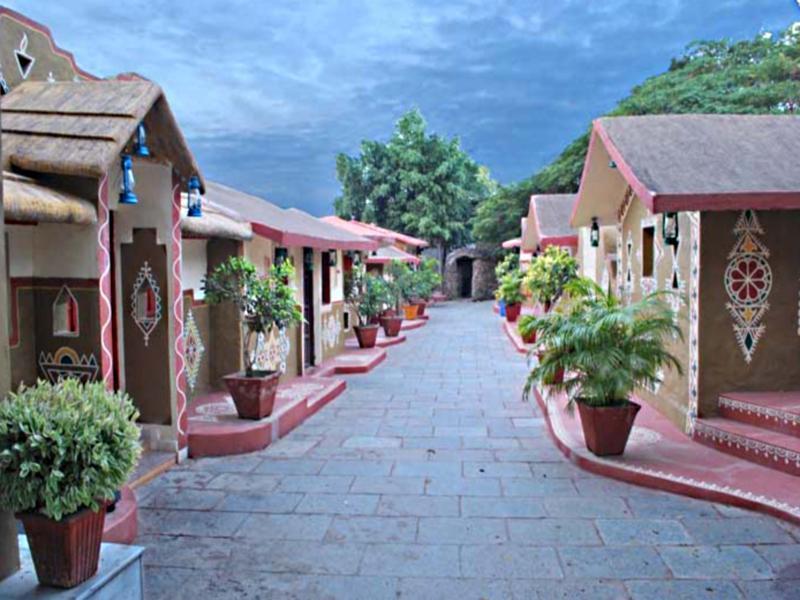 Chokhi Dhani Indore Esterno foto